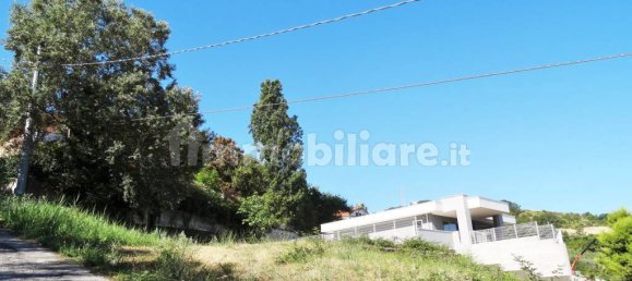 800m² Land in Colonnella, Italy No. 104069 4