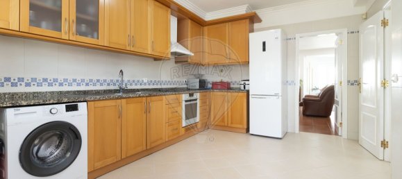 4 bedrooms House in Corroios, Portugal No. 23176 10