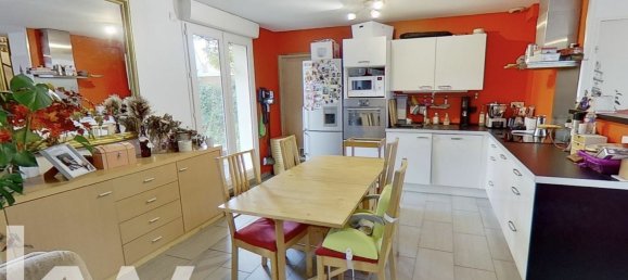 3 bedrooms House in Saran, France No. 215784 7