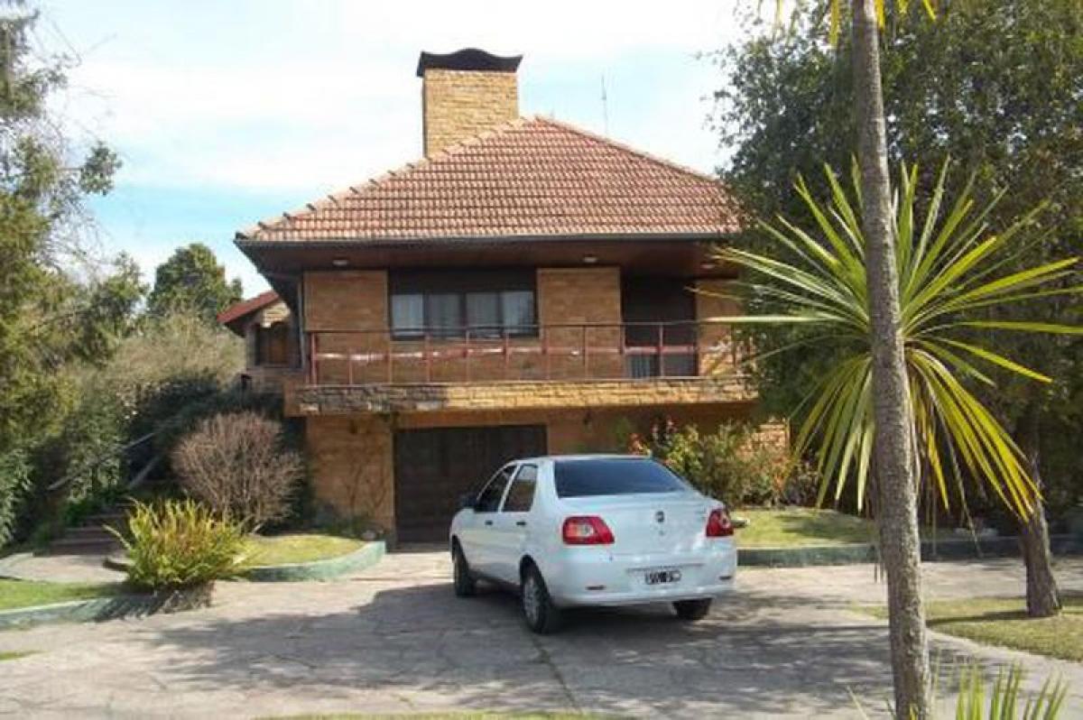 3 bedrooms House in Pilar, Argentina No. 1549