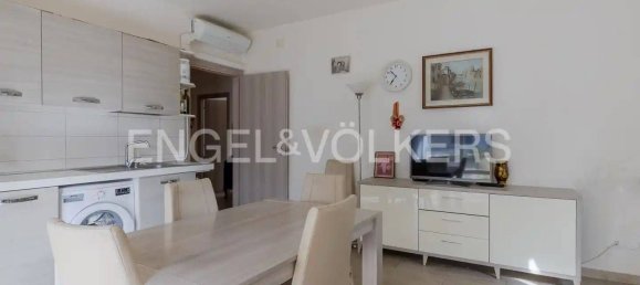 3 Schlafzimmer Wohnung in Venice, Italy, Nr. 67701 8