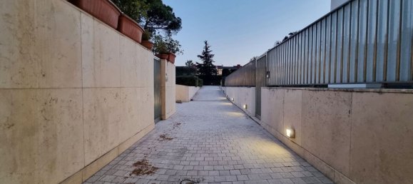 5 rooms Apartment in Caserta, Italy No. 54980 46