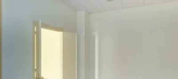 123m² Commercial property in Santona, Spain No. 89165 12