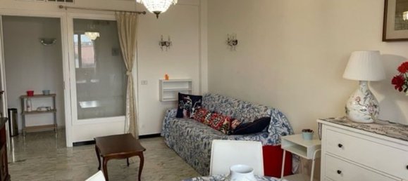 4-salle Appartement à Albissola Marina, Italy No. 68156 3