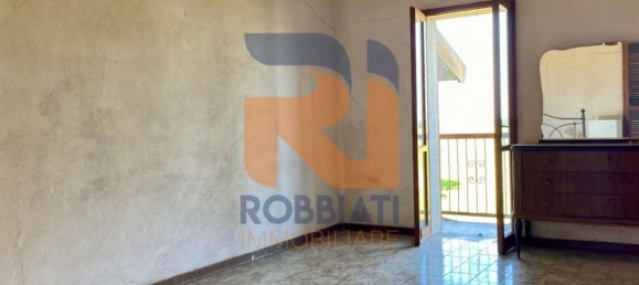 5 bedrooms House in Cura Carpignano, Italy No. 364823 10