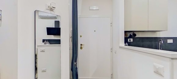 2 rooms Apartment in Rome, Italy No. 31176 10