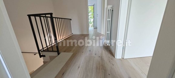 3 غرف نوم فيلا في Lazise, Italy رقم 272901 22