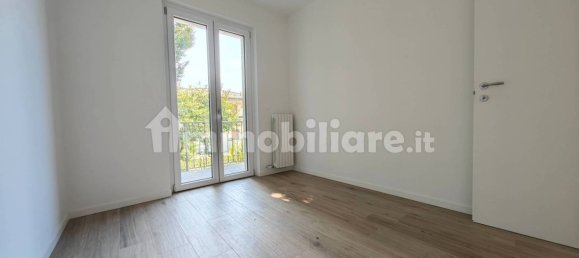 3 غرف نوم فيلا في Lazise, Italy رقم 272901 10