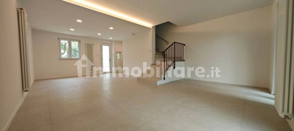 3 غرف نوم فيلا في Lazise, Italy رقم 272901 8