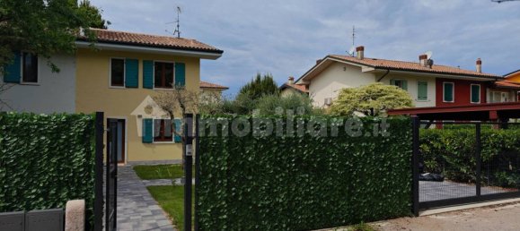 3 غرف نوم فيلا في Lazise, Italy رقم 272901 3