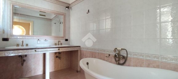 3 bedrooms Apartment in Arienzo, Italy No. 316604 14