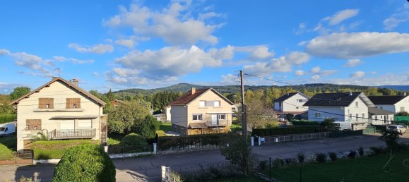 Таунхаус с 2 спальнями в Сен-Леонар, Франция № 232413 3