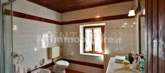 3 bedrooms House in Coreglia Antelminelli, Italy No. 325563 10