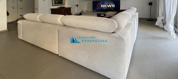 3 bedrooms Villa in Montignoso, Italy No. 80916 8