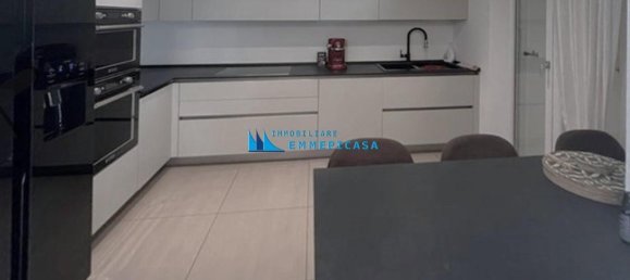 3 bedrooms Villa in Montignoso, Italy No. 80916 3