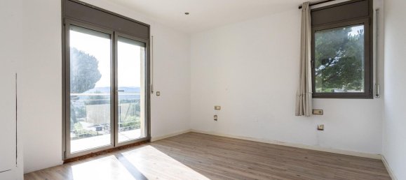 3 Schlafzimmer Haus in Barcelona, Spain, Nr. 172097 10