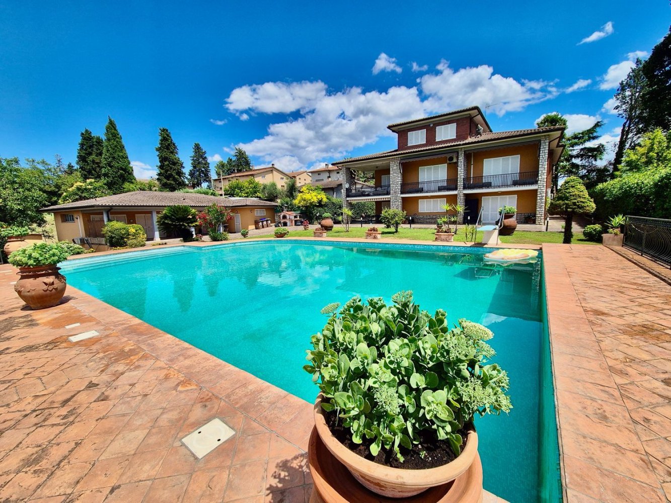 27 rooms Villa in Deruta, Italy No. 286698