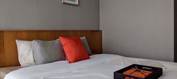 2 bedrooms Condo in The Lumpini 24 Bangkok, Thailand No. 30162 11