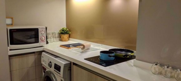 2 bedrooms Condo in The Lumpini 24 Bangkok, Thailand No. 30162 7