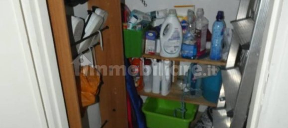 2 bedrooms Apartment in Genoa, Italy No. 264649 16