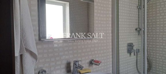 3 bedrooms Penthouse in Mellieha, Malta No. 10735 4