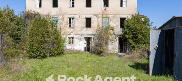 8 غرف نوم منزل في Lucca, Italy رقم 68404 5