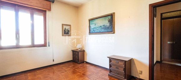 2 bedrooms Villa in Solaro, Italy No. 201203 17