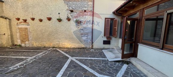 5 rooms Commercial property in Scurcola Marsicana, Italy No. 165522 9