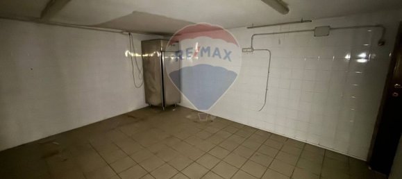 5 rooms Commercial property in Scurcola Marsicana, Italy No. 165522 4