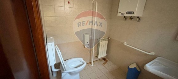 5 rooms Commercial property in Scurcola Marsicana, Italy No. 165522 10