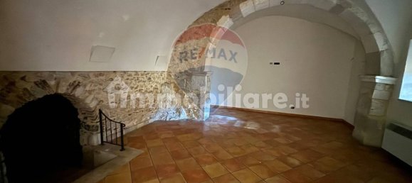 5 rooms Commercial property in Scurcola Marsicana, Italy No. 165522 2