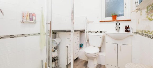 3 bedrooms Commercial property in East Ham, United Kingdom No. 11384 12