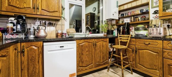 3 bedrooms Commercial property in East Ham, United Kingdom No. 11384 10