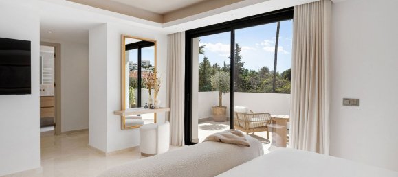 5 bedrooms Villa in Marbella, Spain No. 122938 41