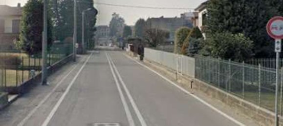 8 rooms House in Fino Mornasco, Italy No. 286292 8