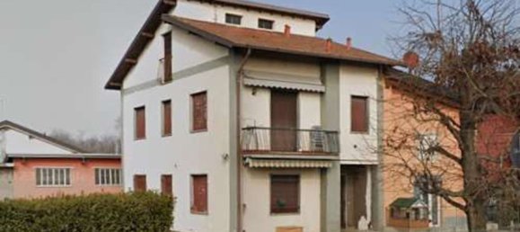 8 rooms House in Fino Mornasco, Italy No. 286292 12