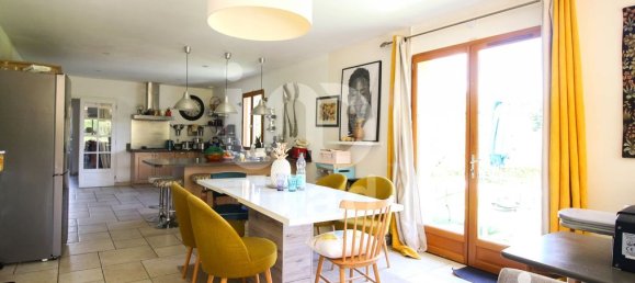 6 bedrooms House in Saint-Aignan, France No. 273604 8