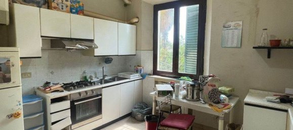 3 bedrooms Apartment in Siena, Italy No. 346251 2