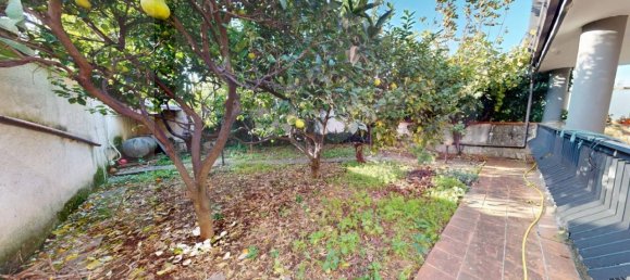 Вилла с 6 комнатами в Казальнуово ди Наполи, Италия № 17804 8