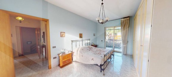 Вилла с 6 комнатами в Казальнуово ди Наполи, Италия № 17804 23