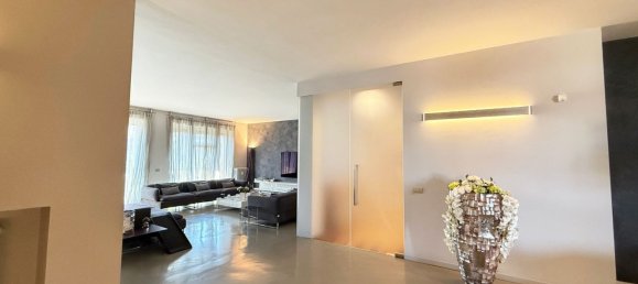 Ático de 11 dormitorios en Rivoli, Italy No. 316702 13