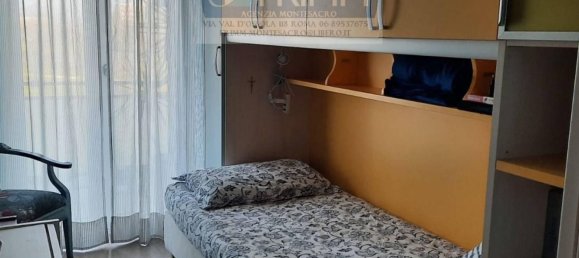 4 rooms Apartment in Rome, Italy No. 184406 12