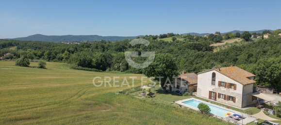 5 bedrooms House in Avigliano Umbro, Italy No. 288064 2