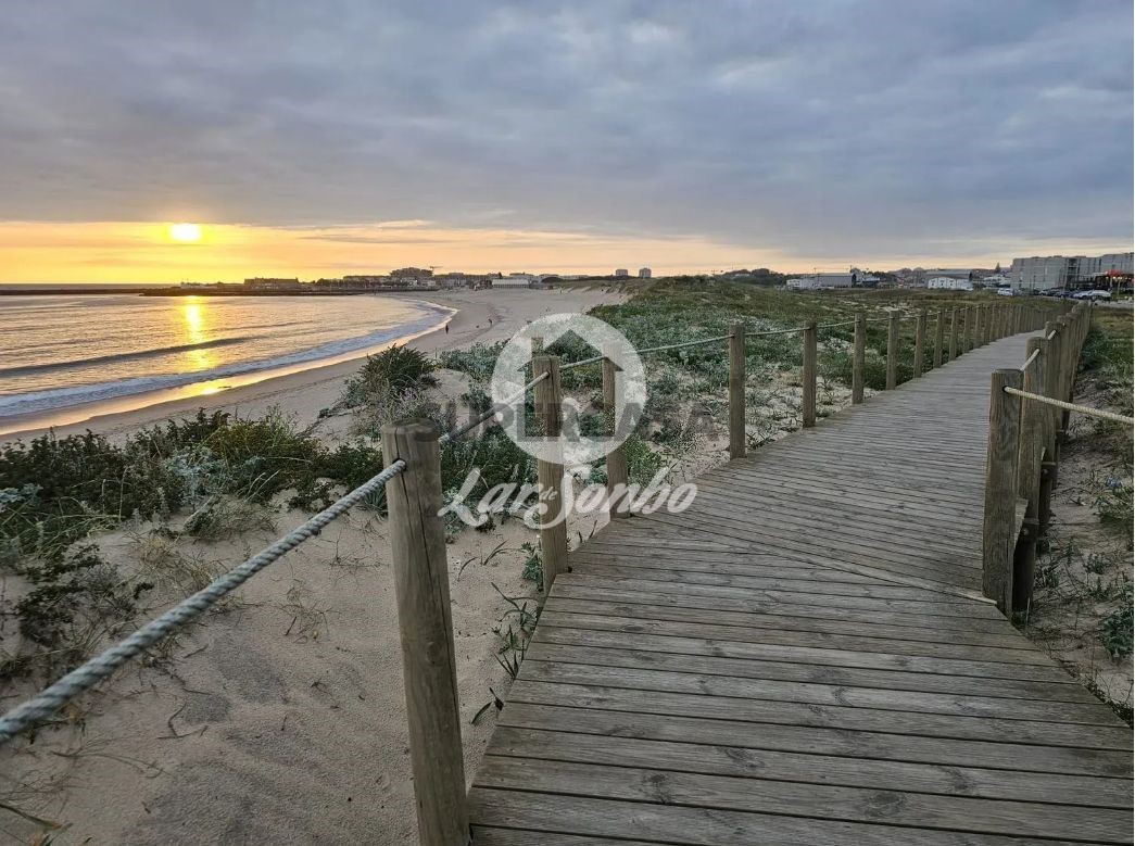 Apartamento de 2 dormitorios en Azurara, Portugal No. 262685