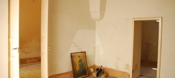 6 rooms House in Salve, Italy No. 41944 10