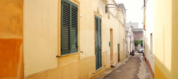 6 rooms House in Salve, Italy No. 41944 2