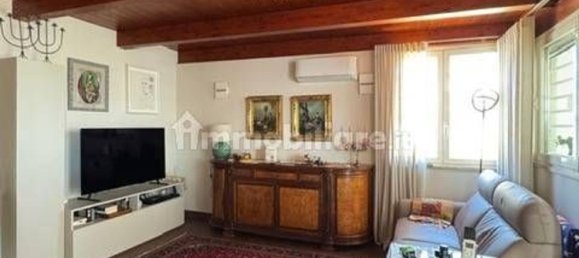 3 rooms Penthouse in Bari, Italy No. 41107 15