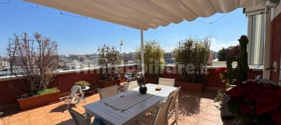 3 rooms Penthouse in Bari, Italy No. 41107 2