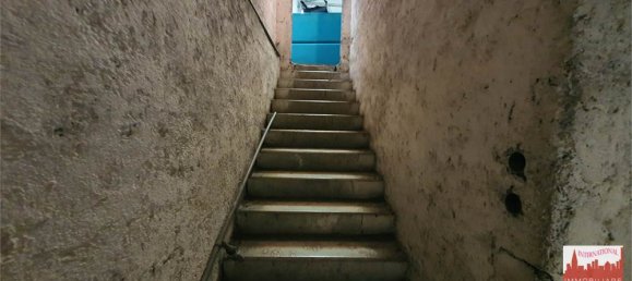 3-salle Entrepôt à Como, Italy No. 150779 17