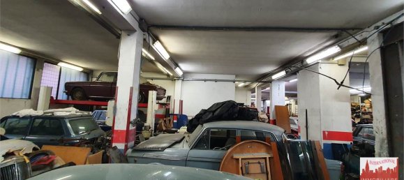 3-salle Entrepôt à Como, Italy No. 150779 10